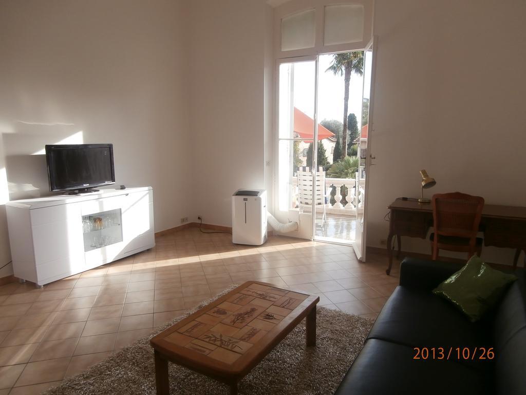 Winter Palace Cannes Zimmer foto